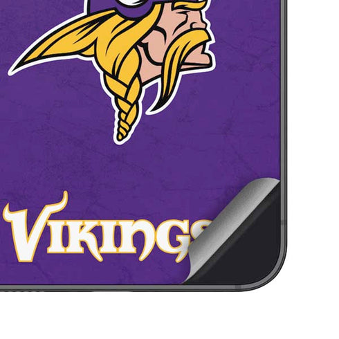NFL Minnesota Vikings Distressed Galaxy S25 Skin